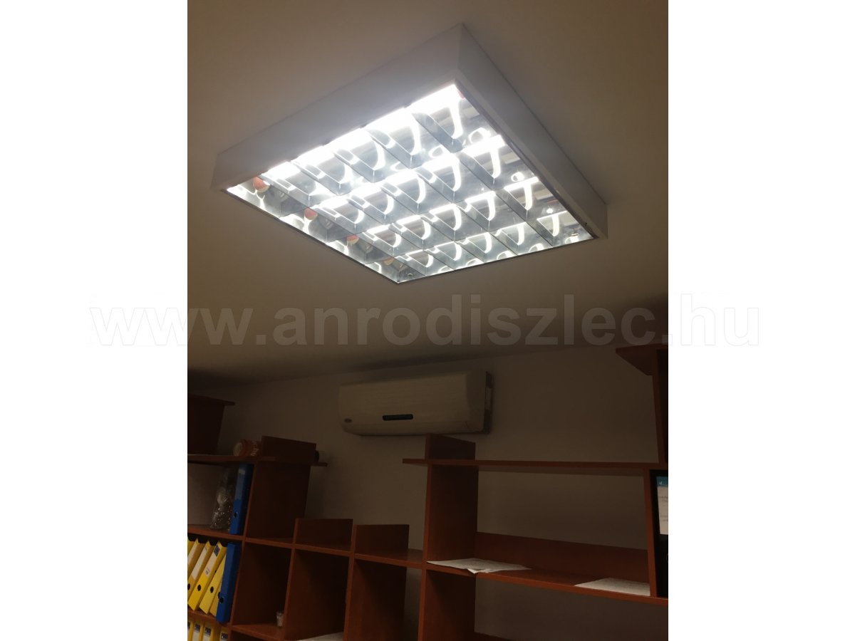 LED fénycső 10W az iroda igazi ékszere :-)