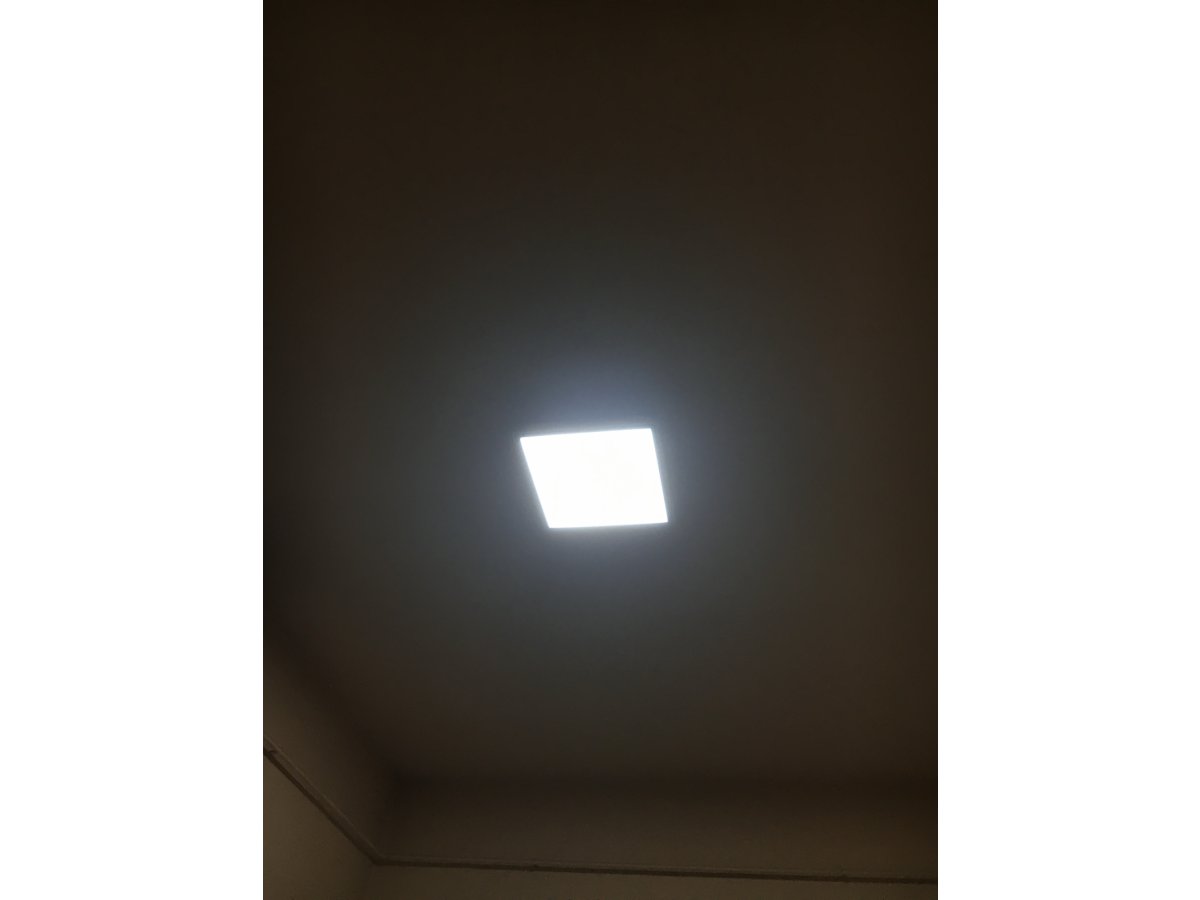 Led panel (kicsit magasra kellett szerelni)